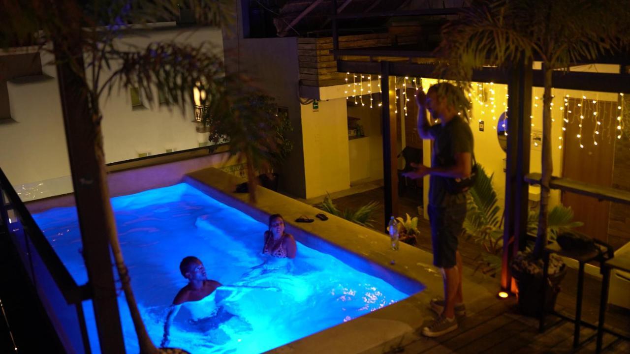 Maui Hostels プレヤデルカーメン エクステリア 写真